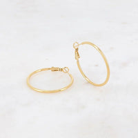 Boucles d'oreilles Klassikí créoles dorées Hersée Hersée Paris 9